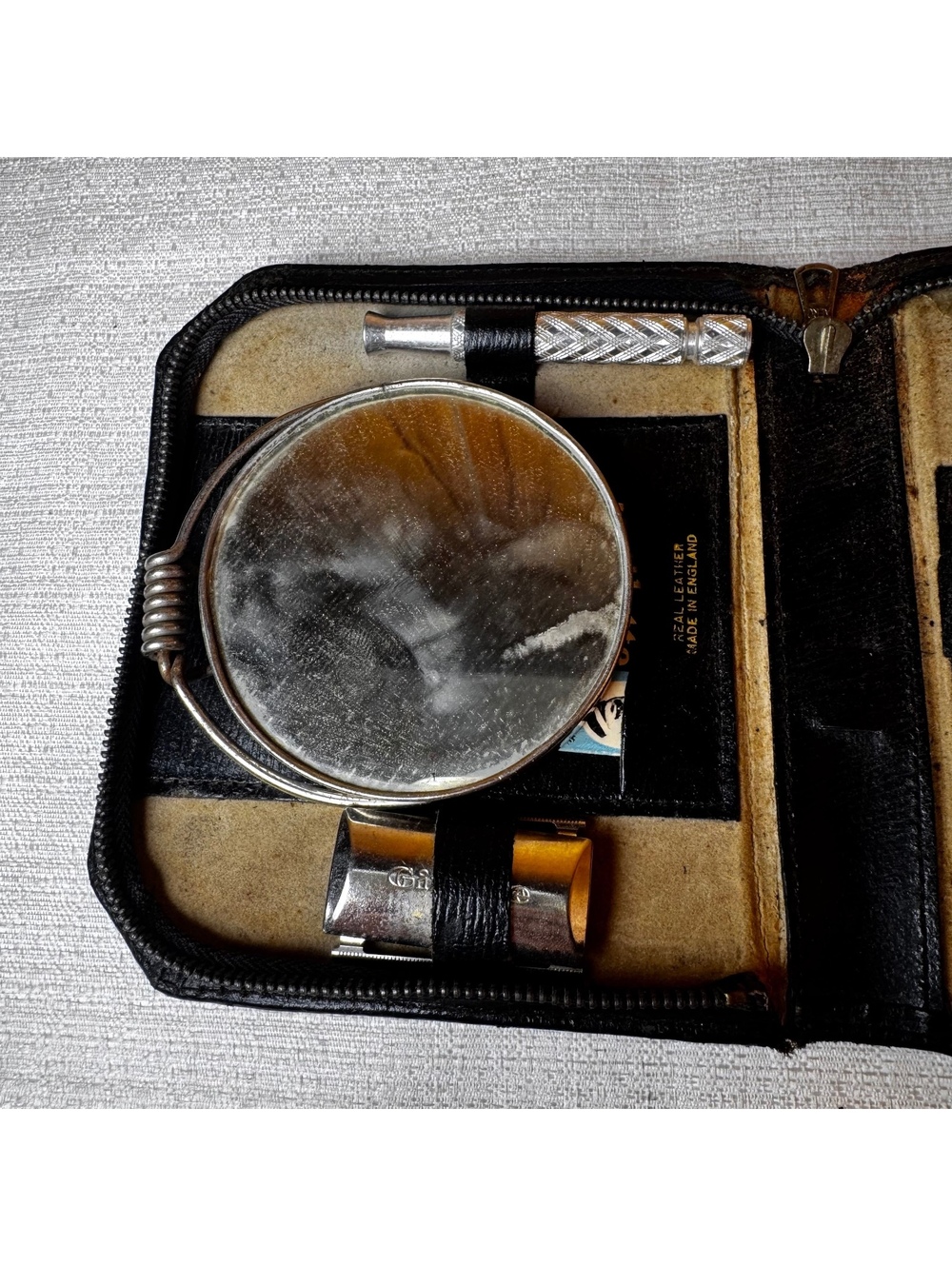 Vintage Gillette Men’s Grooming Travel Kit Black Zip Case Shaving Vanity Set - Picture 5 of 10